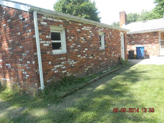 405 W Third, Fairmount, IN 46928 photo 2