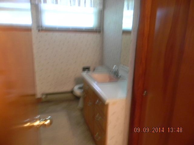 405 W Third, Fairmount, IN 46928 photo 10