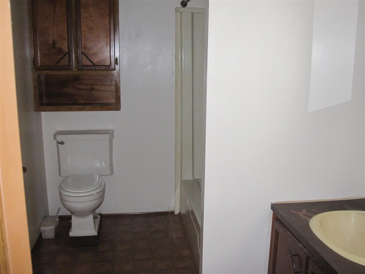 1698 S 1200 E, Oakland City, IN 47660 photo 7