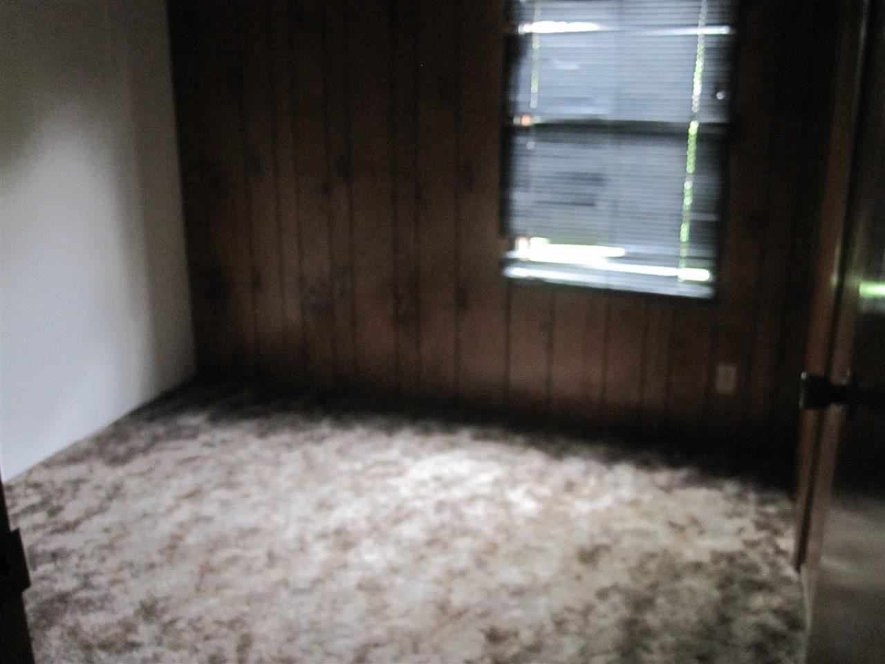 1698 S 1200 E, Oakland City, IN 47660 photo 8