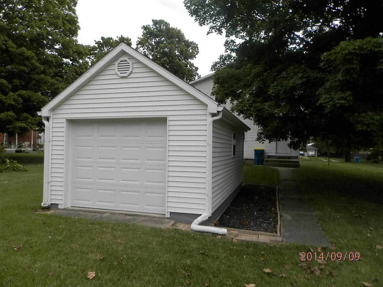 304 S Broad, Fremont, IN 46737 photo 6