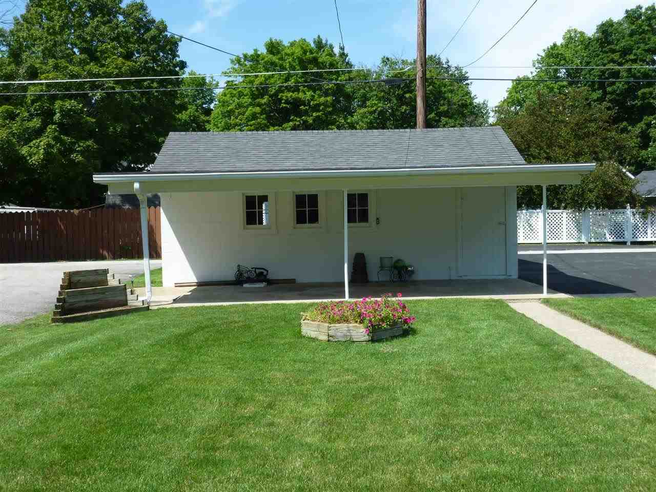 121 E Summit St, Delphi, IN 46923 photo 4
