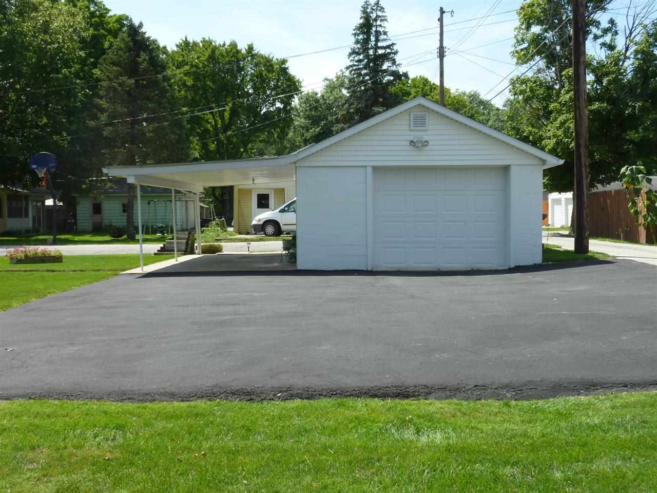 121 E Summit St, Delphi, IN 46923 photo 3