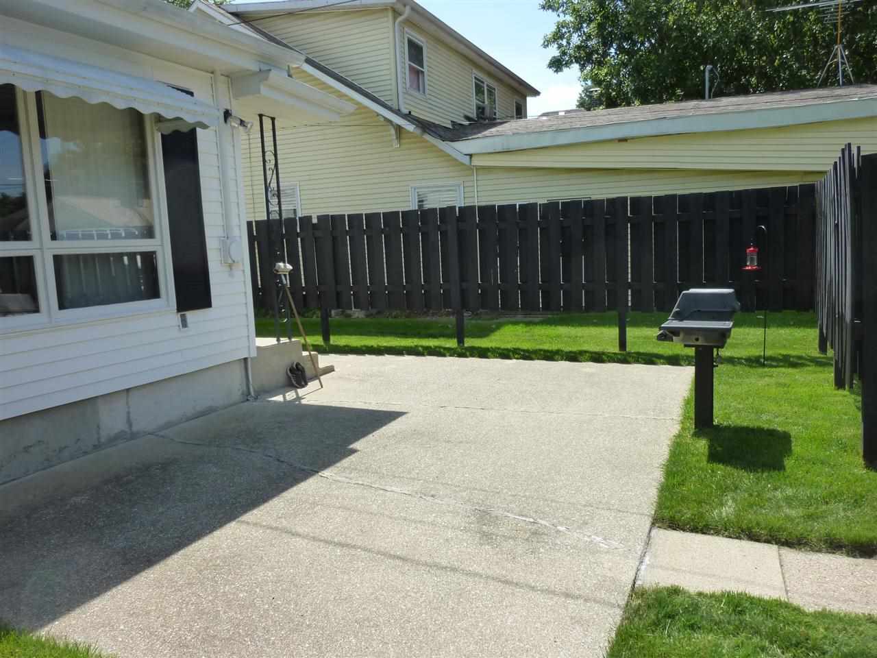 121 E Summit St, Delphi, IN 46923 photo 5