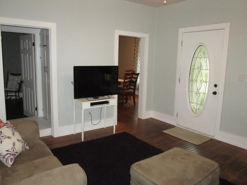 408 N Maryland St, Bremen, IN 46506 photo 4