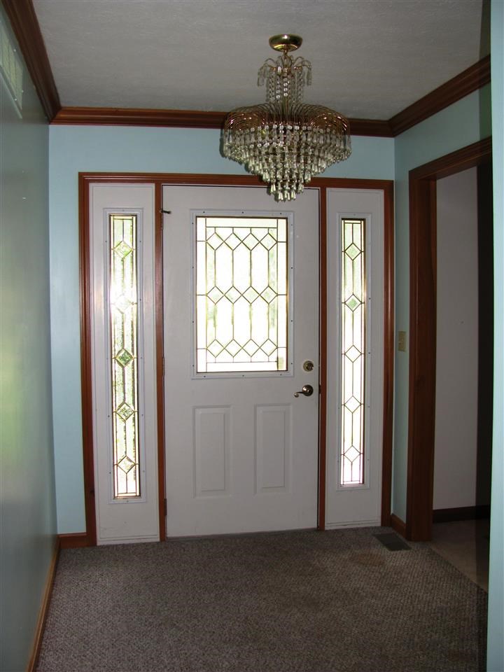 10525 Hickory Ln, Evansville, IN 47720 photo 3