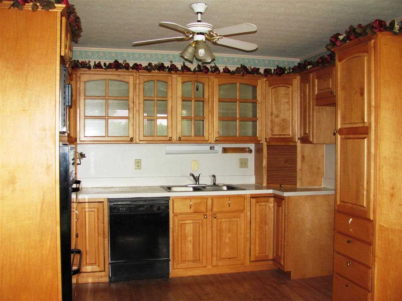 10525 Hickory Ln, Evansville, IN 47720 photo 7