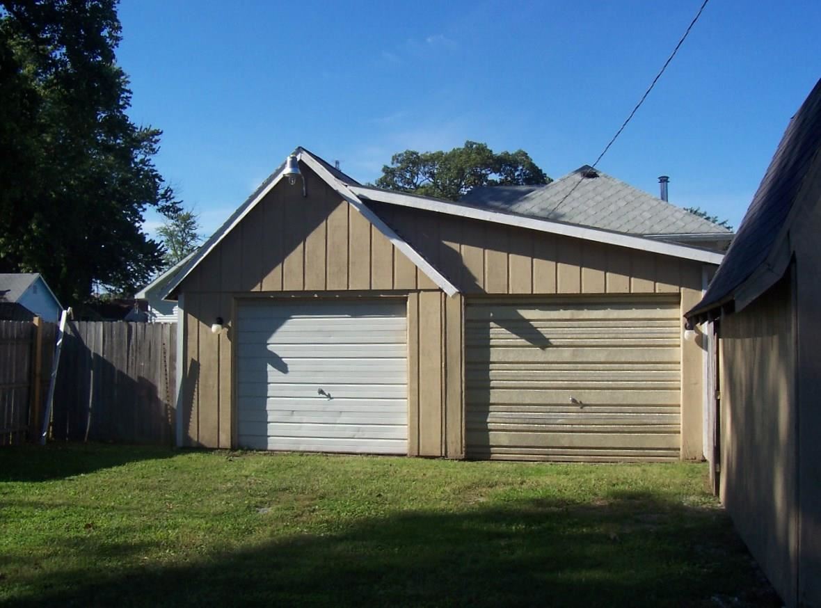 429 Walnut St, Monticello, IN 47960 photo 4