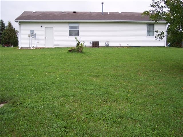 227 Eisenhower Pkwy, Warsaw, IN 46580 photo 23
