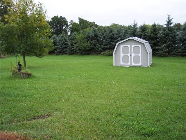 227 Eisenhower Pkwy, Warsaw, IN 46580 photo 4