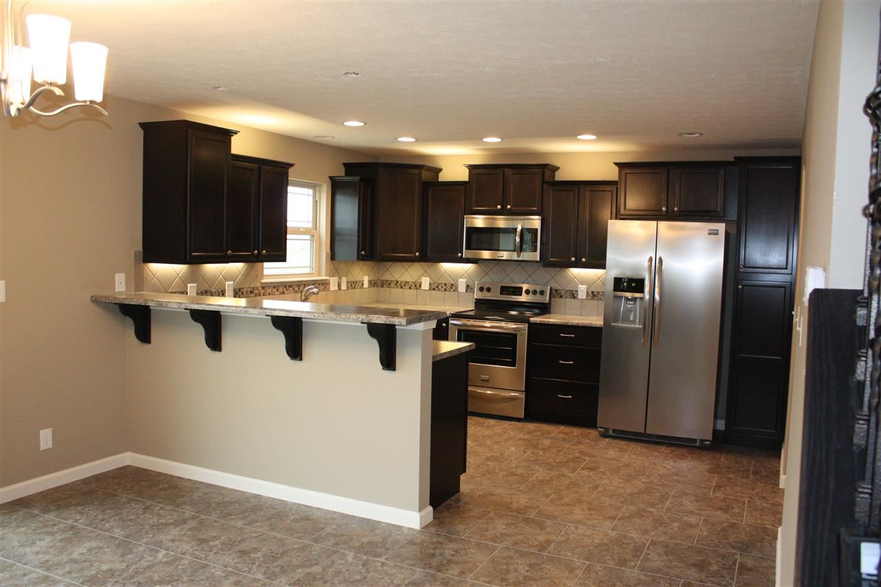 3064 Morrow Dr, Kokomo, IN 46902 photo 3