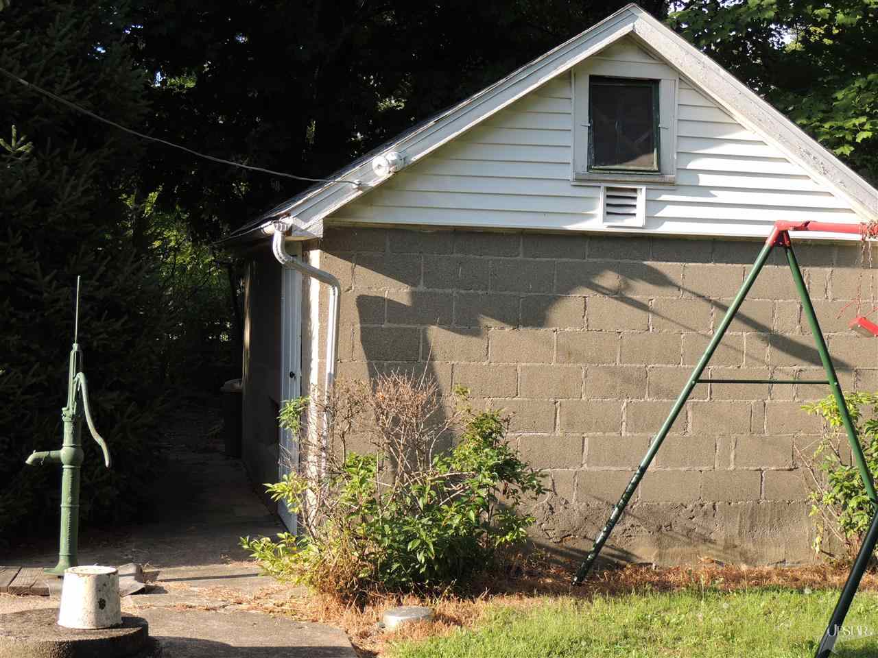 450 W Pleasant St, Churubusco, IN 46723 photo 6
