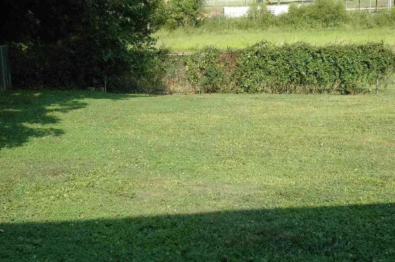 1008 N Main St, Winslow, IN 47598 photo 3