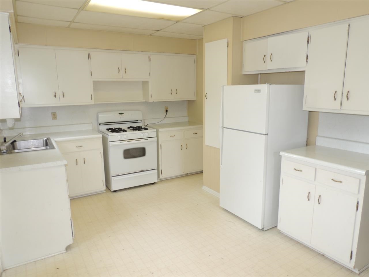 107 N Plank St, Rossville, IN 46065 photo 9