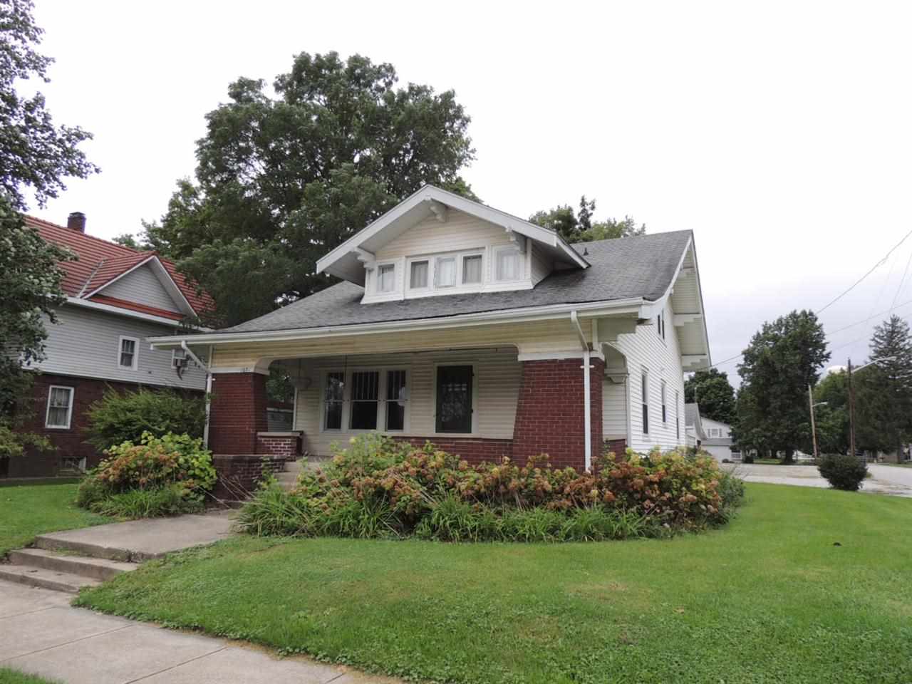 107 N Plank St, Rossville, IN 46065 photo 1