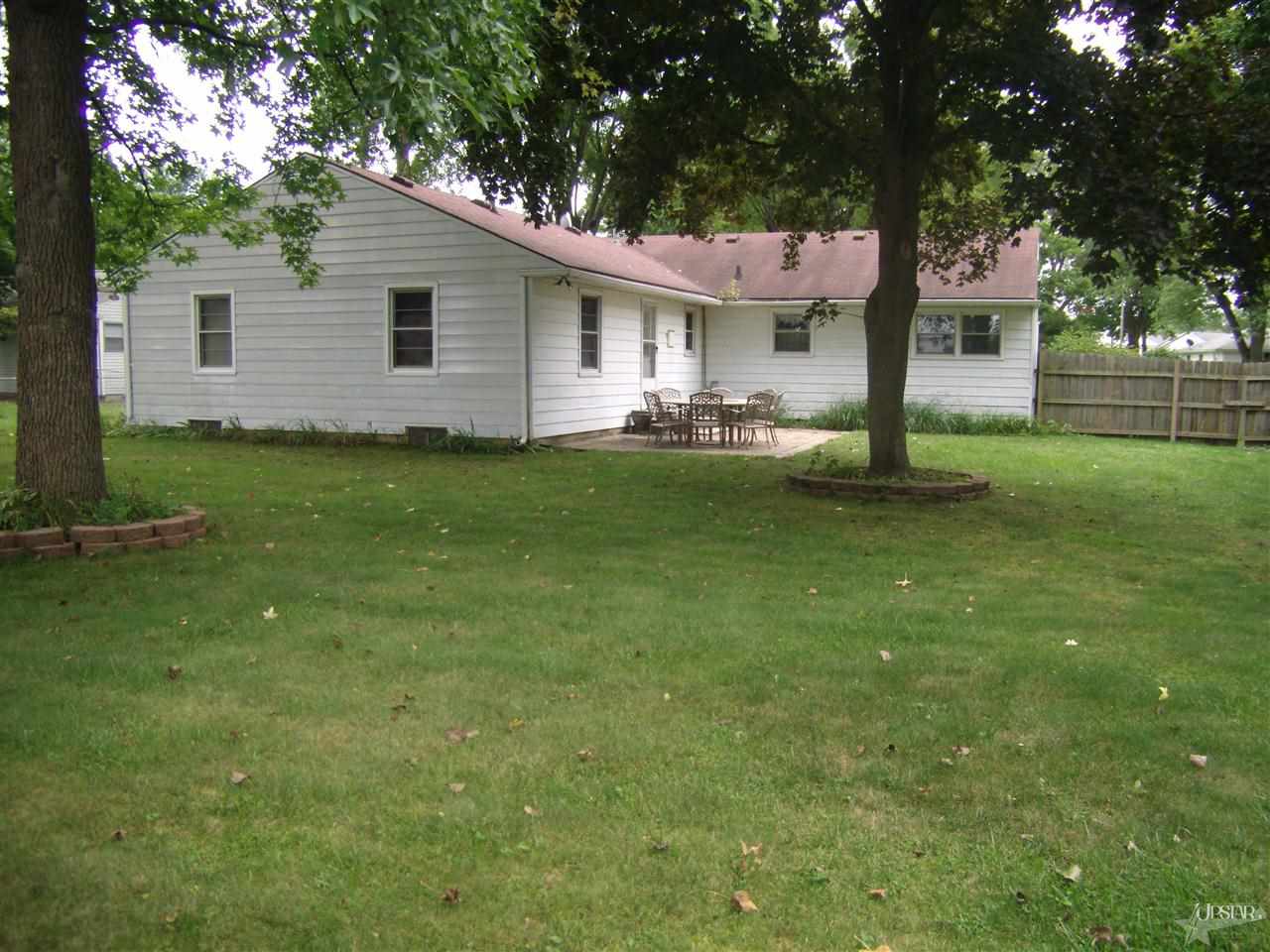 3924 Elmcrest Dr, Fort Wayne, IN 46809 photo 2