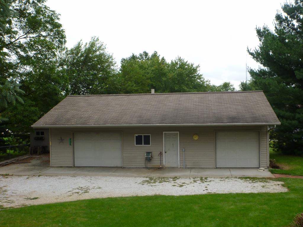 112 Krider Dr, Middlebury, IN 46540 photo 30
