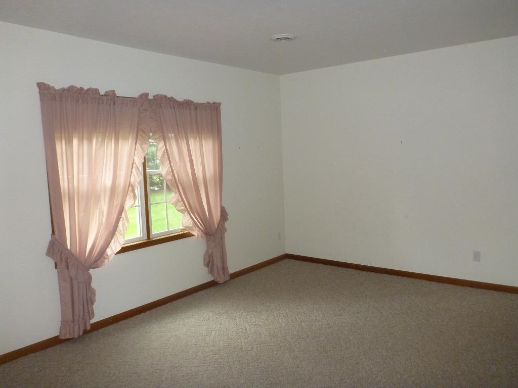 112 Krider Dr, Middlebury, IN 46540 photo 27