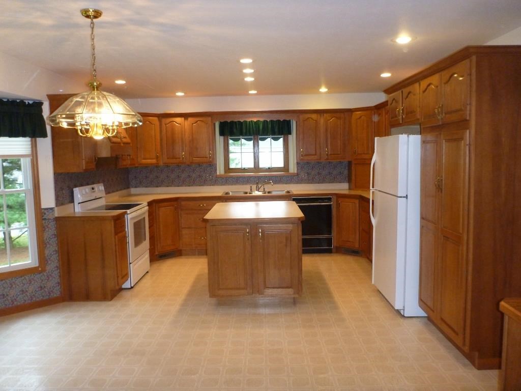 112 Krider Dr, Middlebury, IN 46540 photo 6