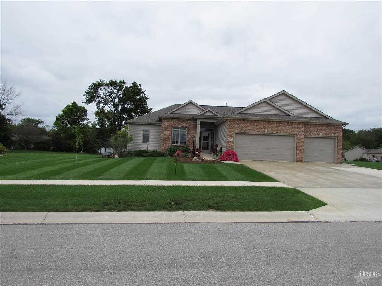 140 N Westchester Dr, Columbia City, IN 46725 photo 1