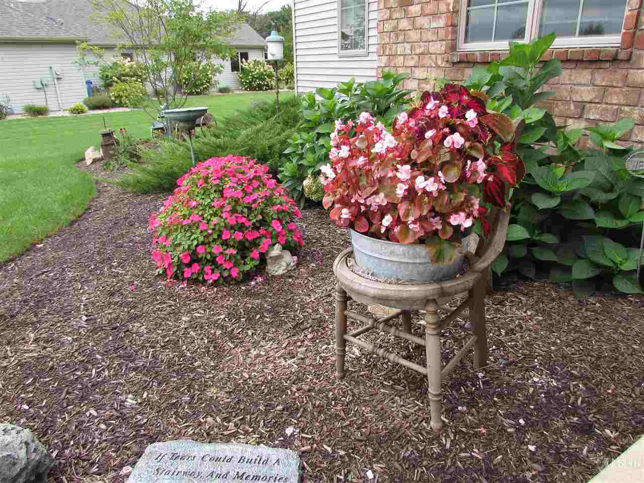 140 N Westchester Dr, Columbia City, IN 46725 photo 3