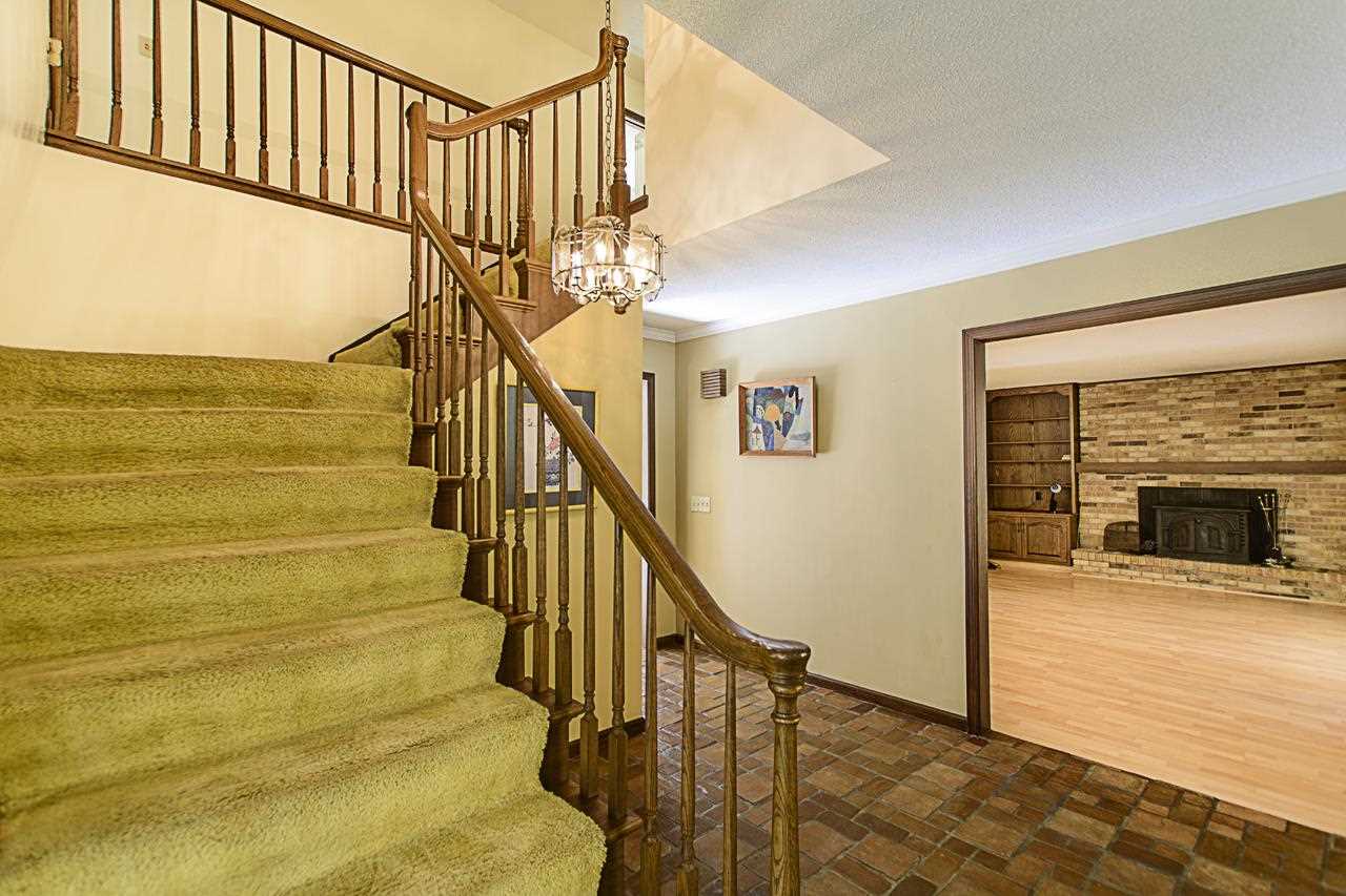 2222 Timberbrook Trl, Fort Wayne, IN 46845 photo 14