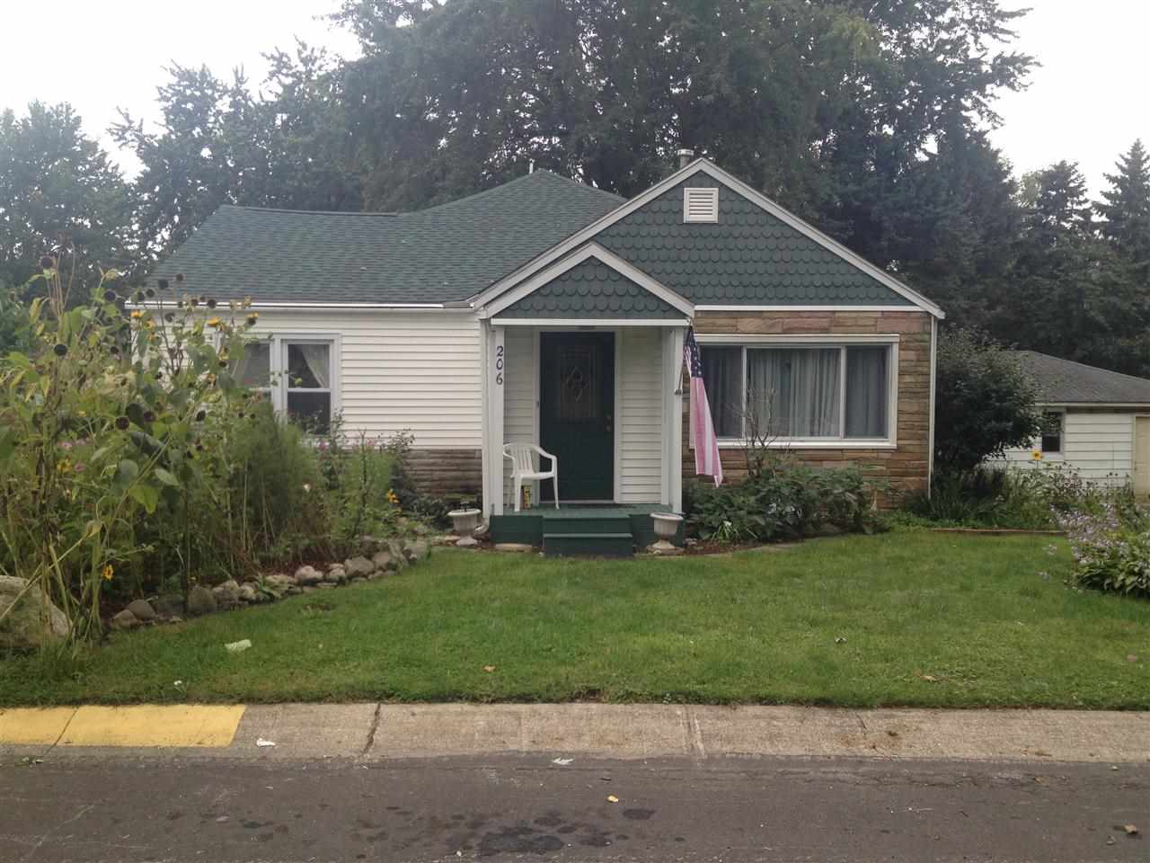206 E Jackson St, Lakeville, IN 46536 photo 2