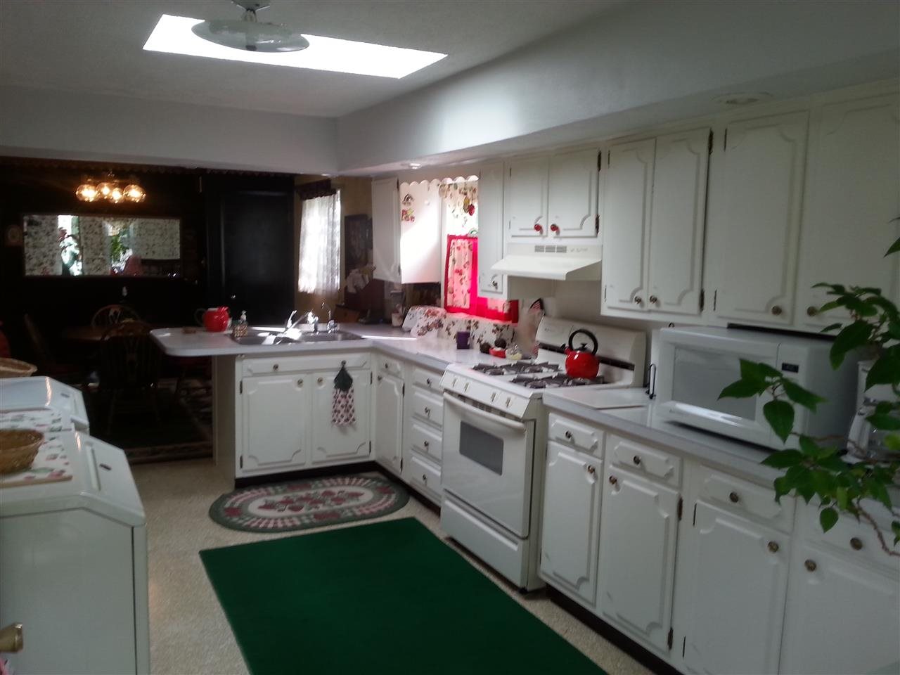 206 E Jackson St, Lakeville, IN 46536 photo 19