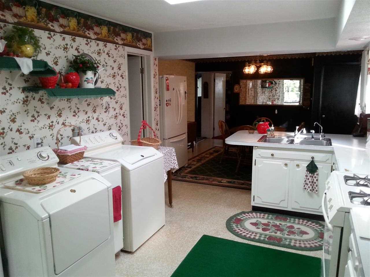 206 E Jackson St, Lakeville, IN 46536 photo 21