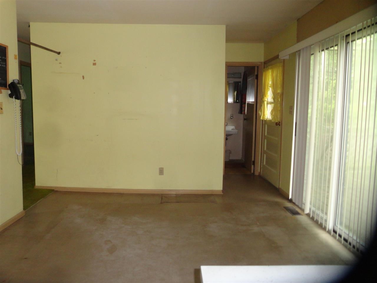1101 Westwood Dr, Goshen, IN 46526 photo 3
