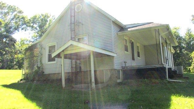 476 E County Road 375 S, Winslow, IN 47598 photo 23