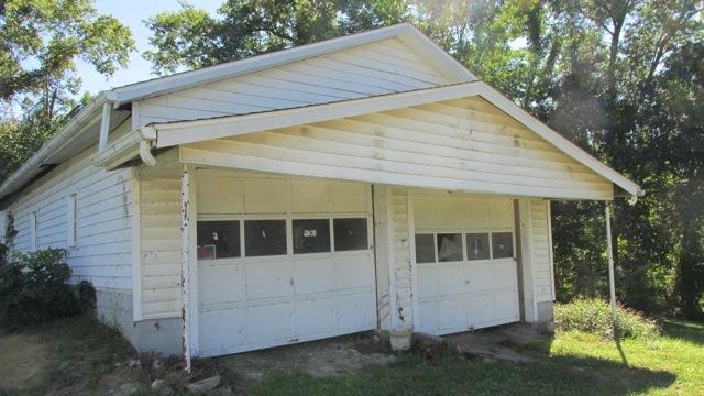 476 E County Road 375 S, Winslow, IN 47598 photo 3