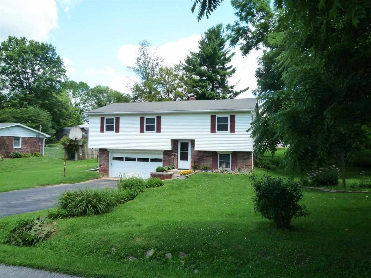 4417 E Kinser Dr, Bloomington, IN 47408 photo 1