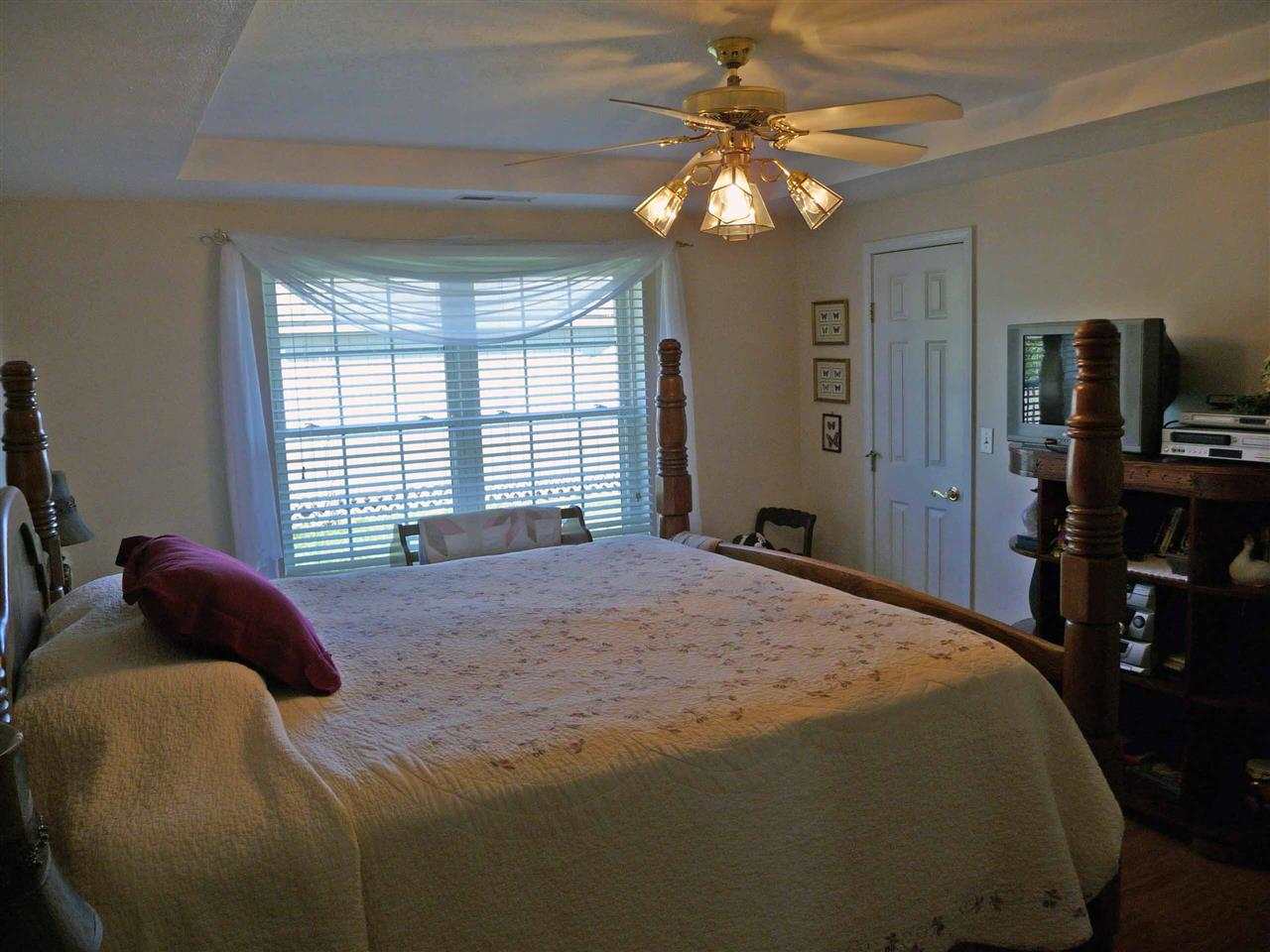 366 Ridgewood Ln, Jasper, IN 47546 photo 5