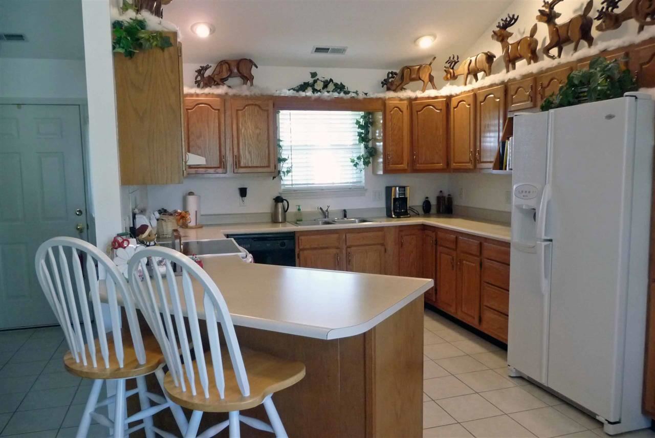 366 Ridgewood Ln, Jasper, IN 47546 photo 2