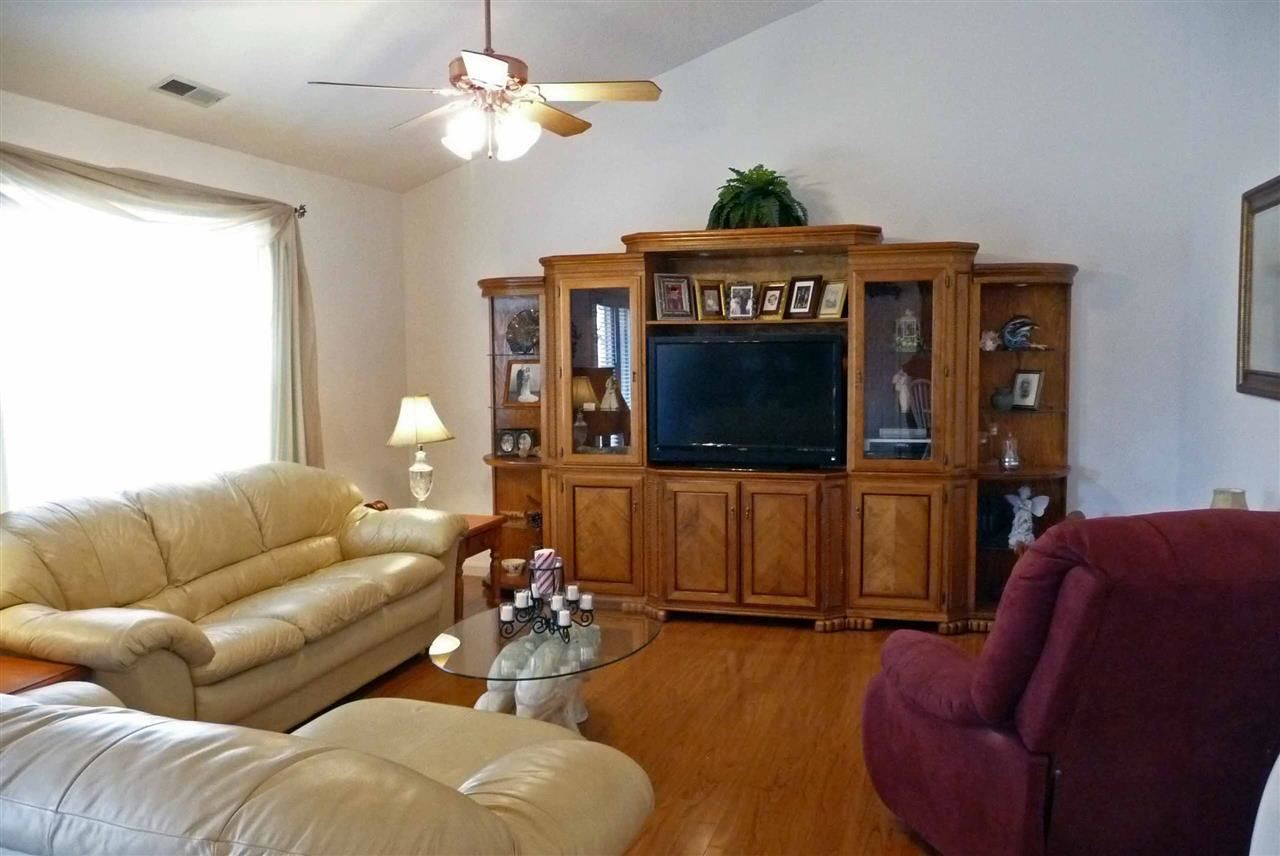 366 Ridgewood Ln, Jasper, IN 47546 photo 4
