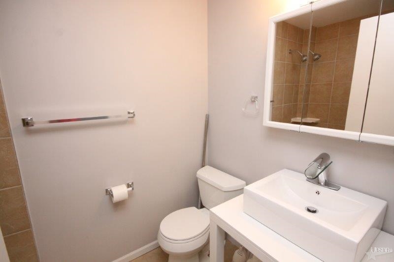 6710 Salge Dr, Fort Wayne, IN 46835 photo 8