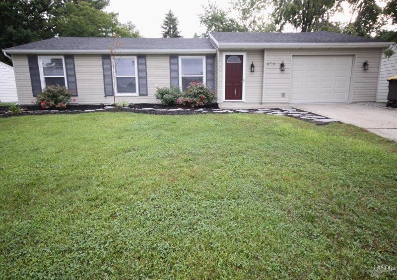 6710 Salge Dr, Fort Wayne, IN 46835 photo 1