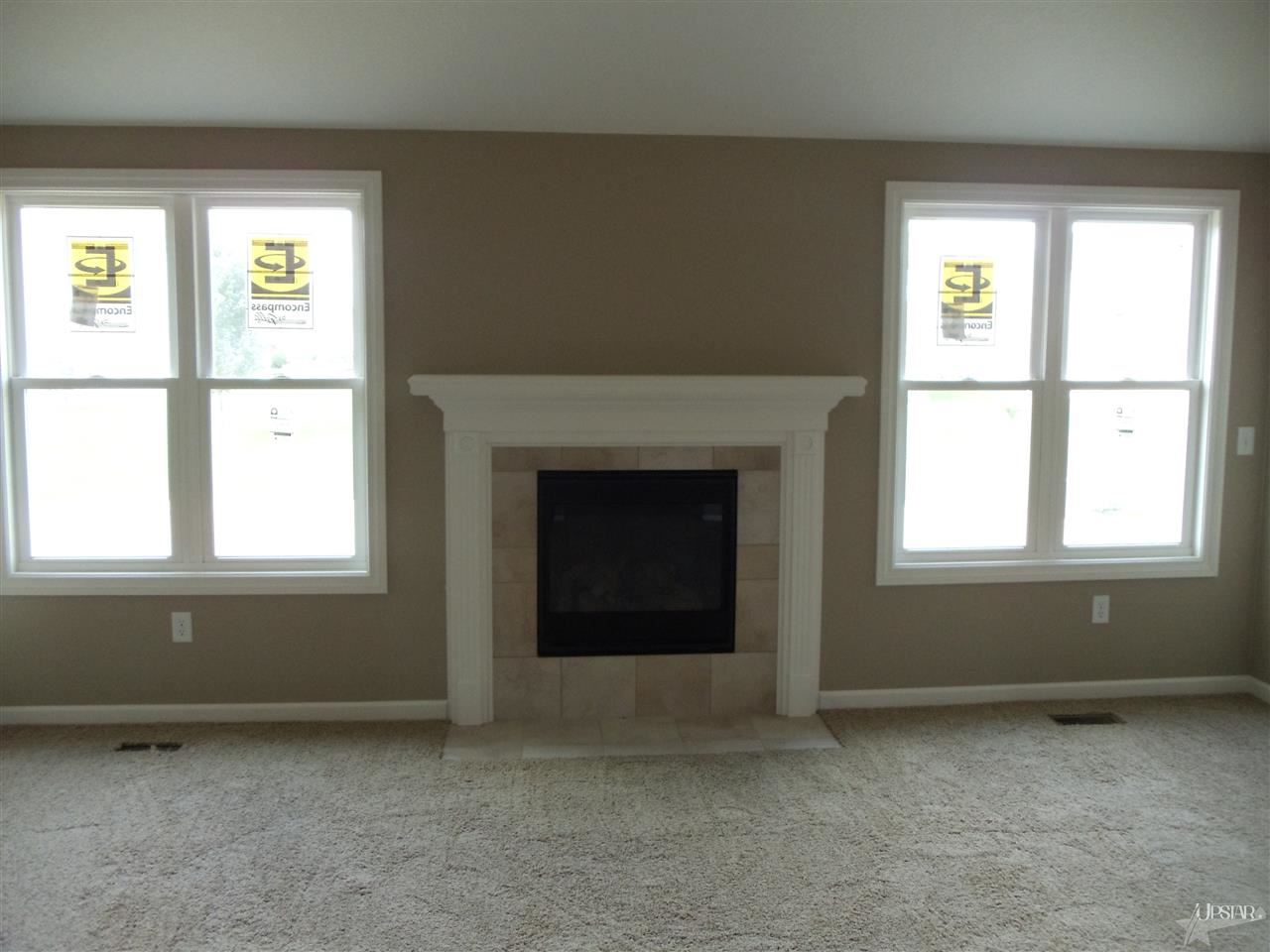 12231 Lanai Dr, Fort Wayne, IN 46818 photo 2