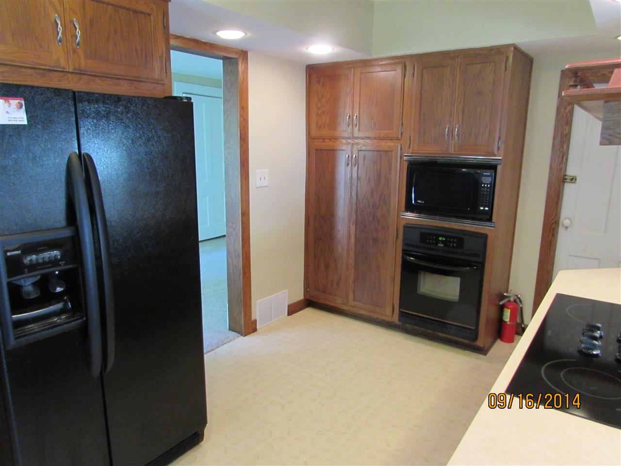 805 S Main St, Goshen, IN 46526 photo 14
