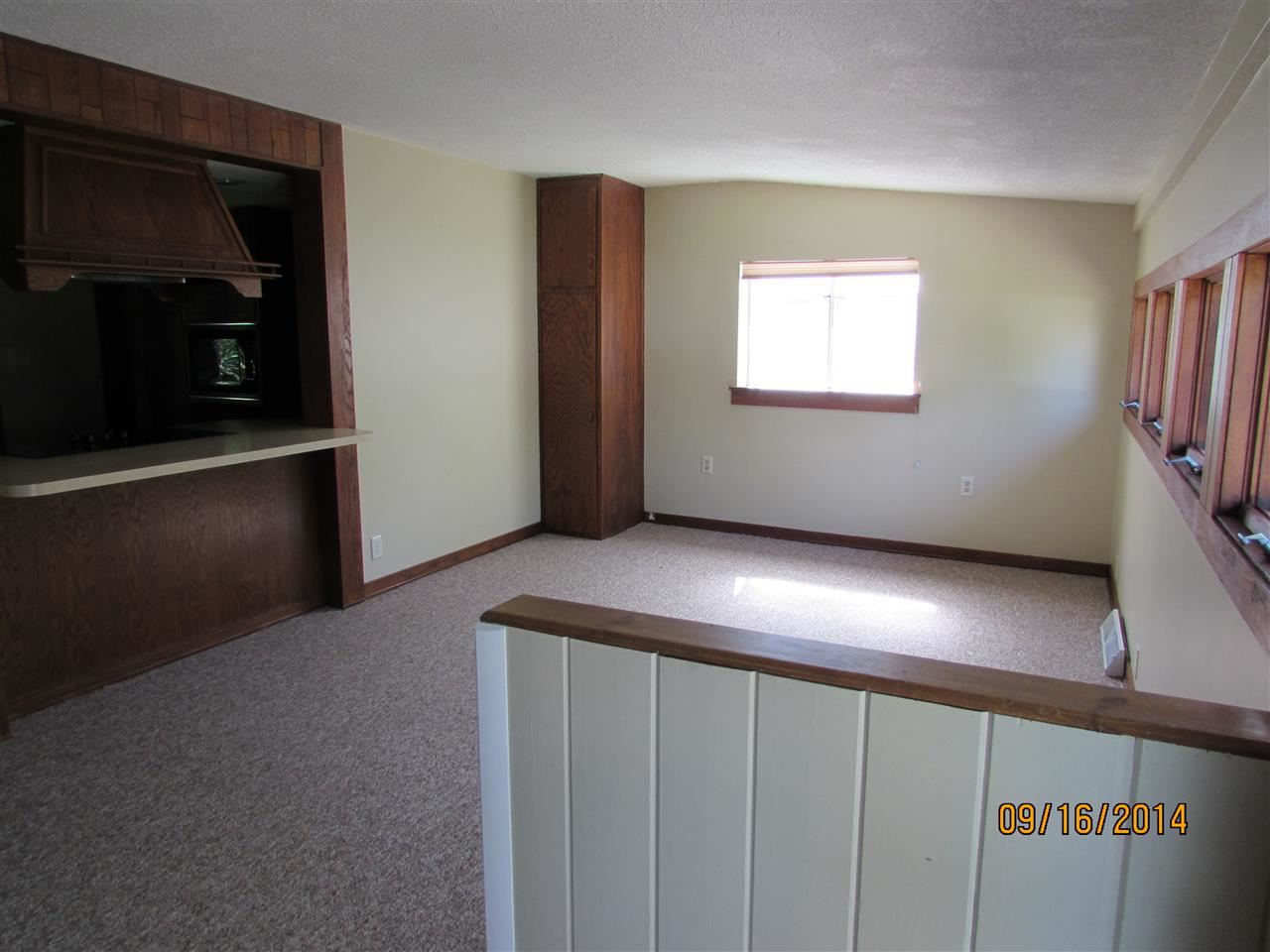 805 S Main St, Goshen, IN 46526 photo 8
