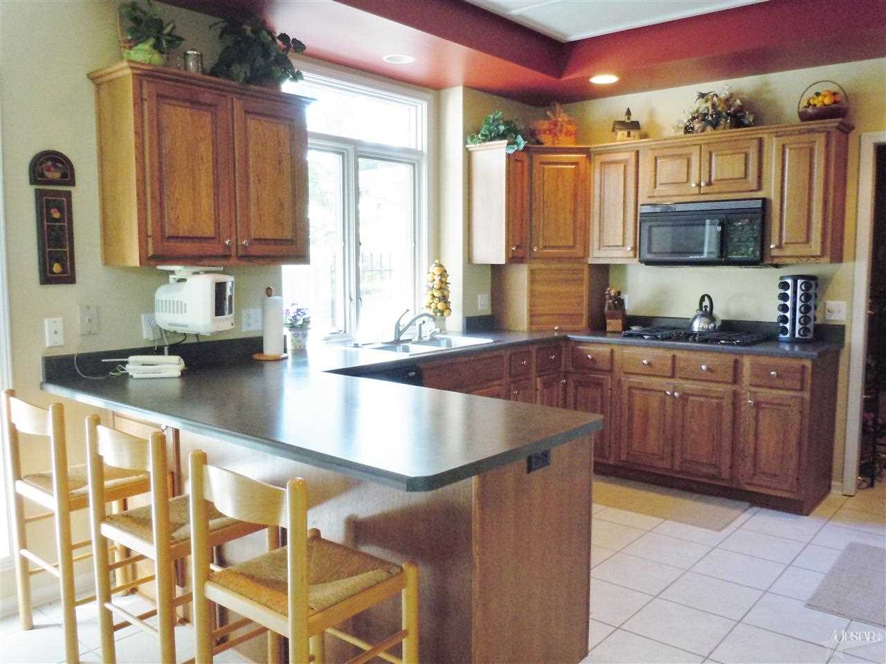 2611 Lincroft Dr, Fort Wayne, IN 46845 photo 9