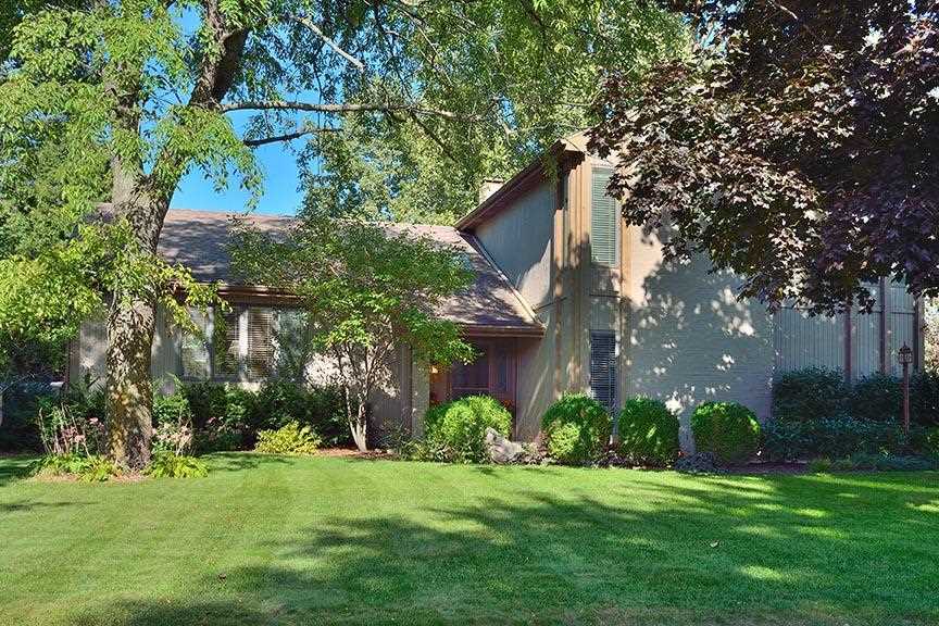 1760 Crabtree Ln, Elkhart, IN 46514 photo 1