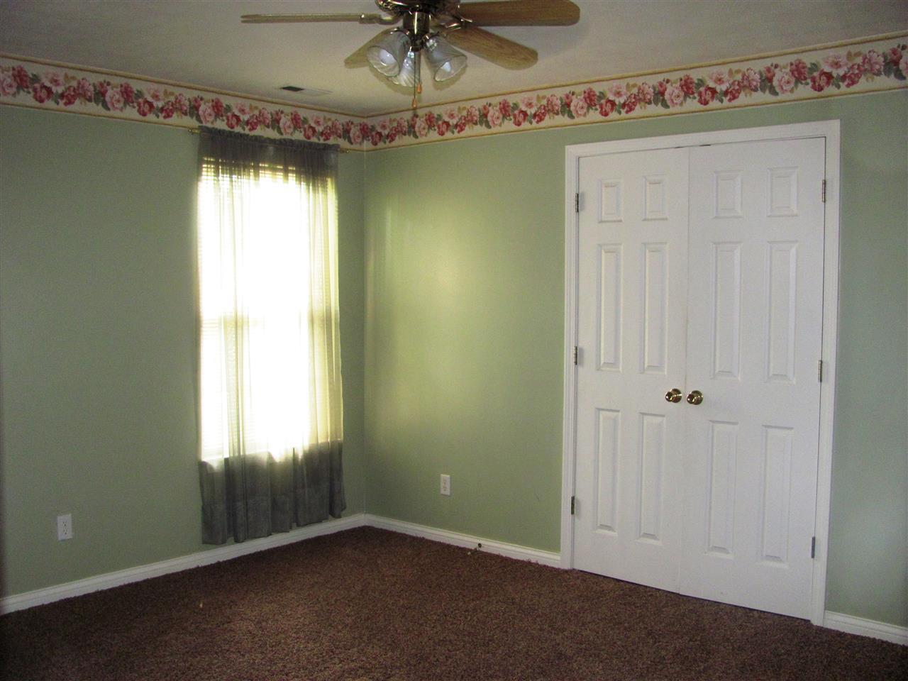 700 Oleander Ln, Evansville, IN 47712 photo 8