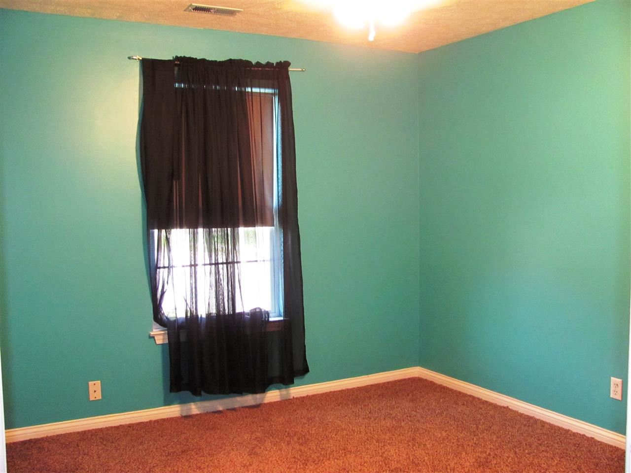 700 Oleander Ln, Evansville, IN 47712 photo 11