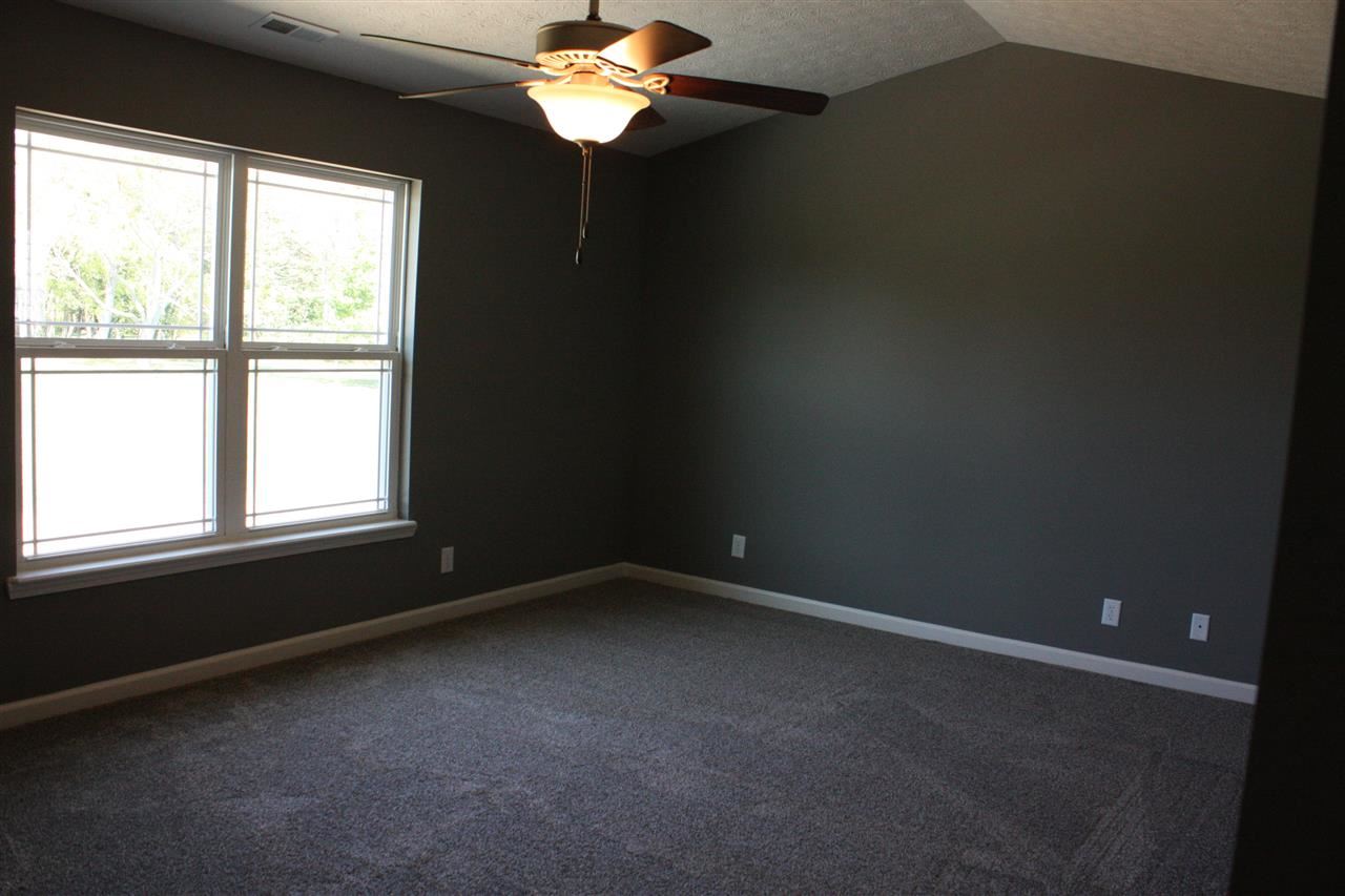 3171 Crooked Stick Dr, Kokomo, IN 46902 photo 4