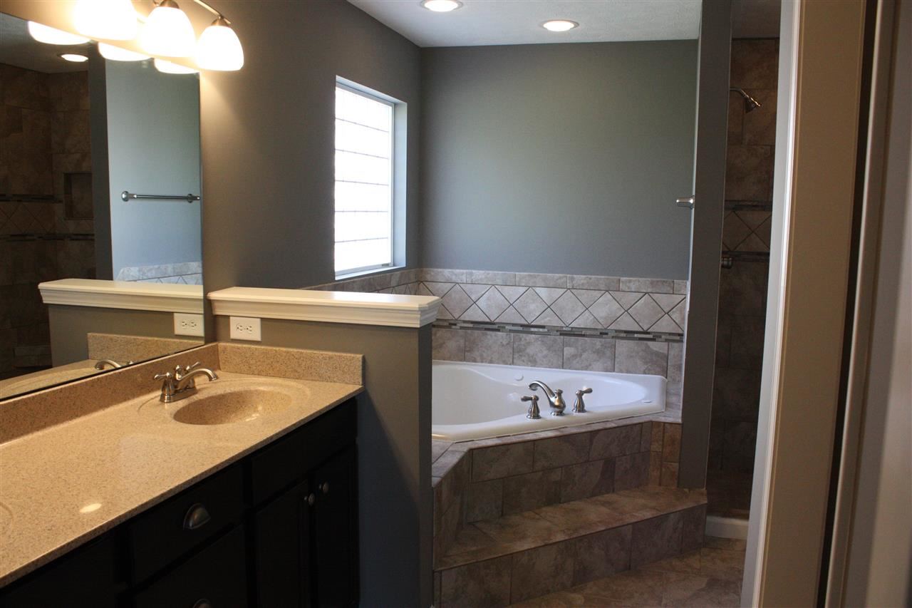 3171 Crooked Stick Dr, Kokomo, IN 46902 photo 5