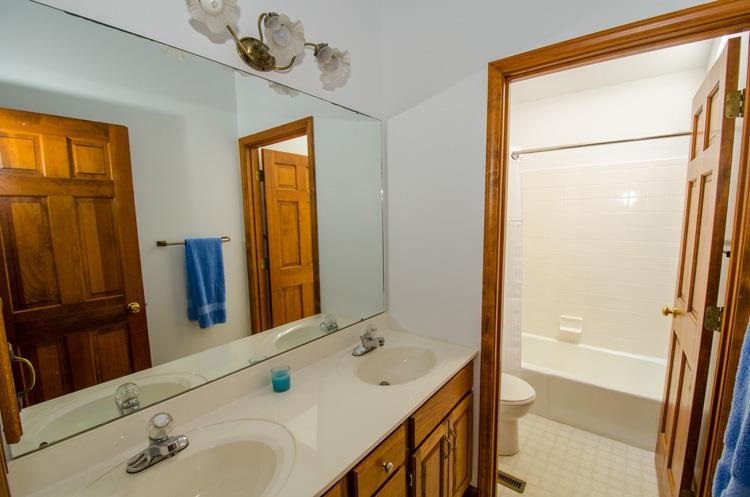 52439 Woodington Ct, Granger, IN 46530 photo 18