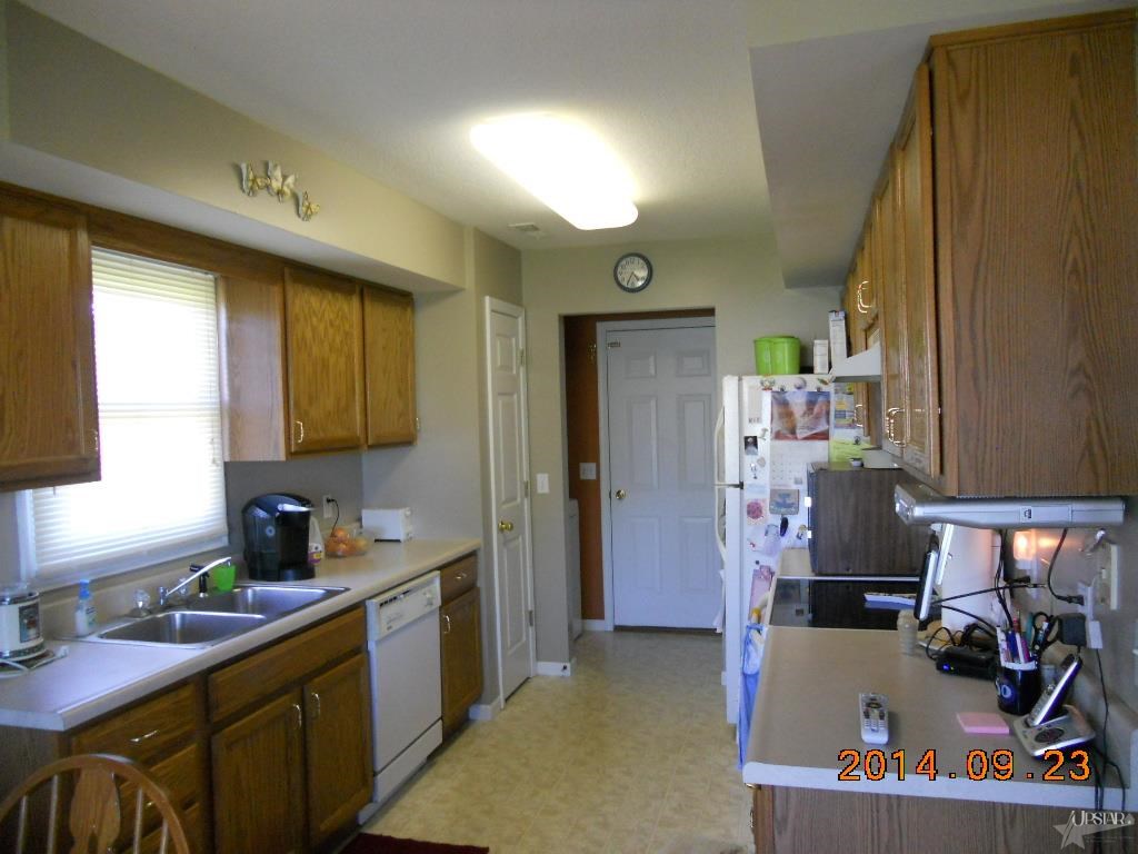 1520 Wheatfield Ct, Bluffton, IN 46714 photo 4