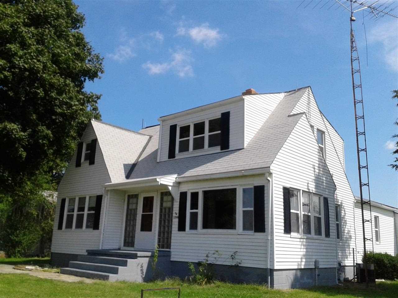 12746 N 1st St, Westphalia, IN 47596 photo 1